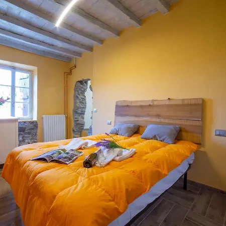 Апартаменты Glisente Sleeps 4 Wifi T808272